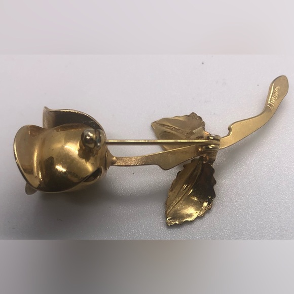 Monet Vintage Goldtone Vintage Long Stemmed Rose Brooch Pin - Picture 2 of 4